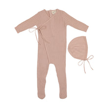Load image into Gallery viewer, Mema Knits Mock Wrap Footie + Bonnet - Pink Tint