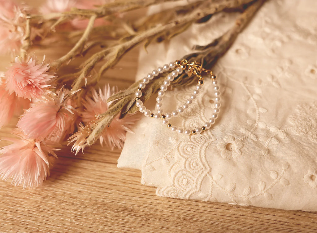 Pearl Luster White Beads Bracelet