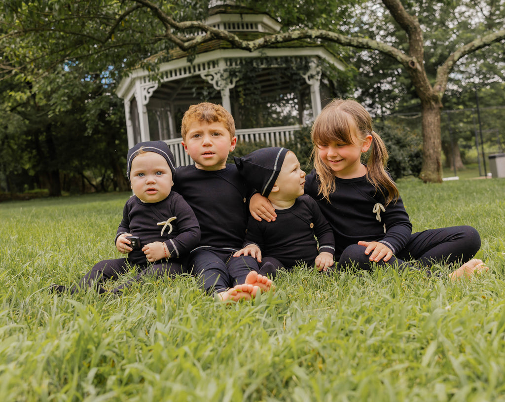 Little Label Girls Black Weekend Wrap Pajama Bows