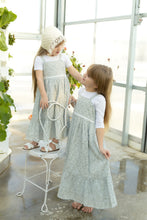 Load image into Gallery viewer, Nou Nelle Floral Maxi Dress