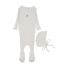 Load image into Gallery viewer, Mema Knits Embroidered Textured Footie And Bonnet - Winter White/Mink Embroidery