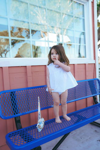 Calla Lili Baby Girl Linen Set With Scallops