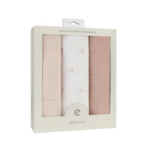 Load image into Gallery viewer, Ely's &amp; Co 3 Pack Muslin Swaddles - Gingham Bear Collection - Pink