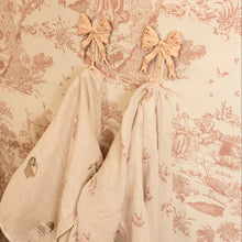 Load image into Gallery viewer, Petite Belle Butterfly Swaddle &amp; Burp Cloth Set