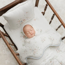 Load image into Gallery viewer, Peluche Floral Bamboo Filled Blanket + Pillow - Blue