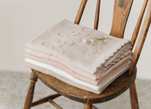 Load image into Gallery viewer, Peluche Scalloped Melange Bebe Blanket - Rose