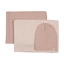 Load image into Gallery viewer, Mema Knits Bamboo Swaddles And Beanie Set - Pink Heart Print