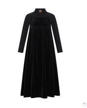 Load image into Gallery viewer, Little Parni Maxi Jumper ATTACHED TURTLENECK K440 - Black