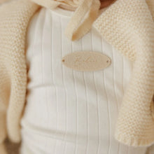 Load image into Gallery viewer, Bubani Sweater, Hat, And Footie Set - Beige