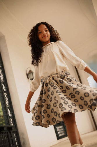 Bamboo Pleat Peter Pan Collar Blouse And Leopard Flare Skirt Set - Beige