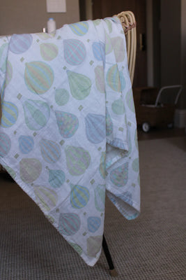 Little Threads Pastel Air Balloon Muslin Blanket