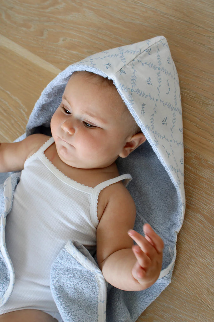 Little Threads Blue Lattice Hooded Bath Towel