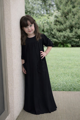 Little Label Black Shabbos Maxi Robe