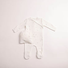 Load image into Gallery viewer, Bee &amp; Dee Boys All Things Baby Printed Footie And Beanie - Chalk White