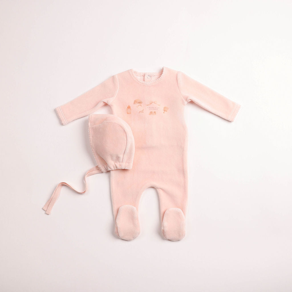 Bee & Dee All Things Baby Velour Footie And Bonnet - Sand Pink