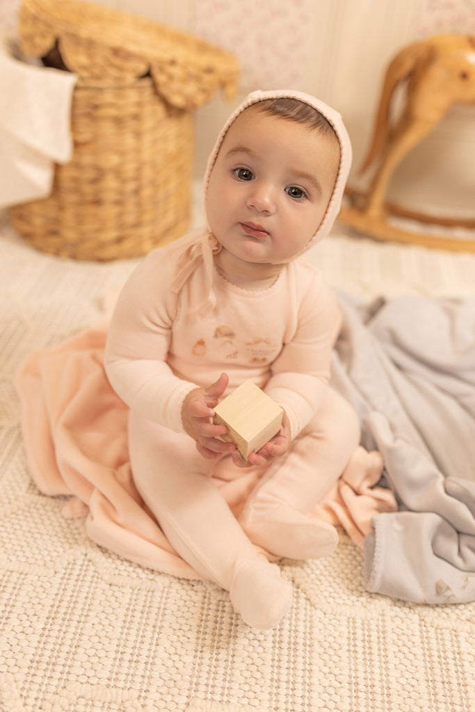 Bee & Dee All Things Baby Velour Footie And Bonnet - Sand Pink