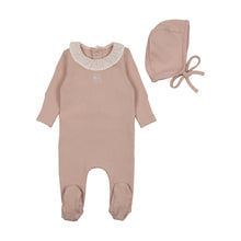 Load image into Gallery viewer, Bee &amp; Dee B Collar Footie And Bonnet - Rose