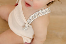 Load image into Gallery viewer, Bee &amp; Dee Organic Ditsy Romper - Champagne Pink