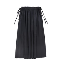 Load image into Gallery viewer, Valentina Taffeta Maxi Circle Skirt - Black