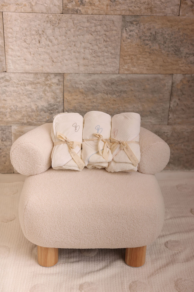 Bubani Bebe Collection Towel - White/Blue