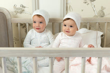 Load image into Gallery viewer, Bee &amp; Dee Babyland Toile Footie And Beanie - Ivory Girls