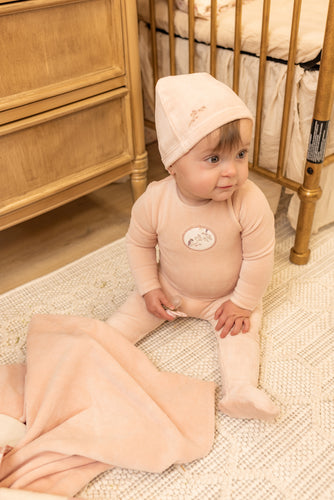 Bee & Dee Birdie Branch Velour Footie And Beanie - Dusty Pink