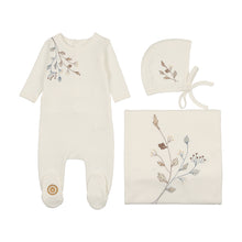 Load image into Gallery viewer, Mon Tresor Budding Blossoms Boys Layette Set - Ivory &amp; Blue