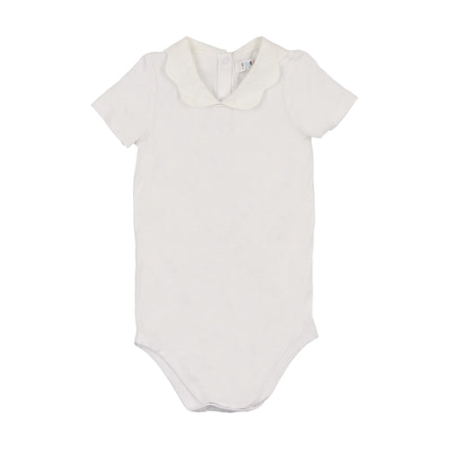 Coco Blanc Scalloped Peter Pan Onesie - White