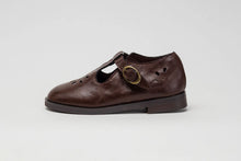 Load image into Gallery viewer, Tannery &amp; Co Chestnut Brogue T-Straps
