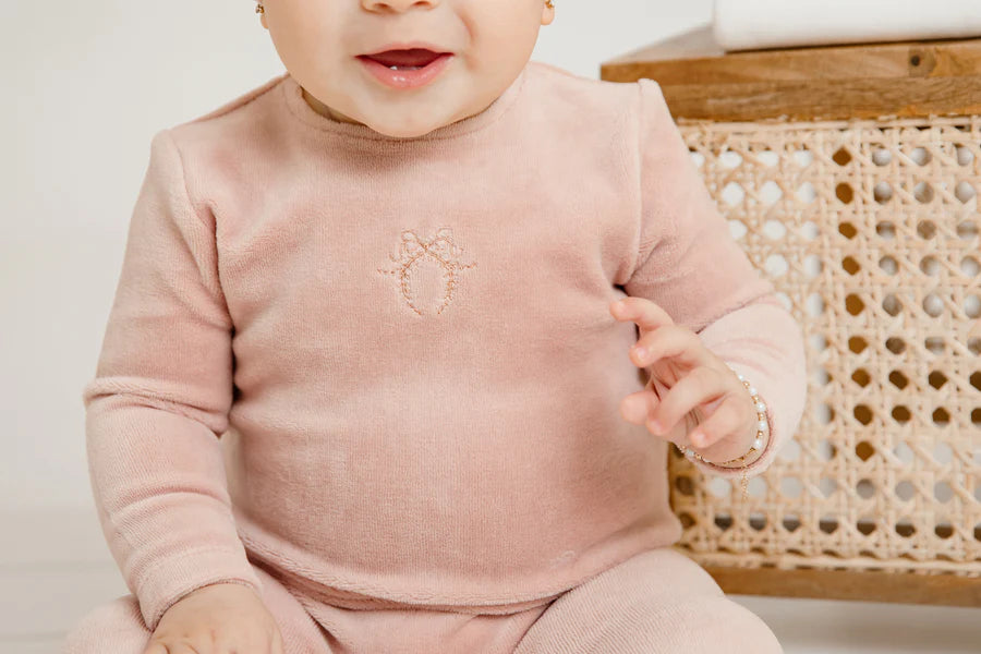 Bee & Dee Classic Velour with Bow Wreath Layette Set - Pink Smoke