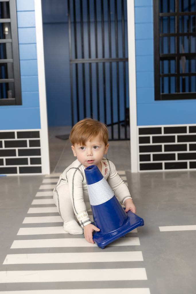 Bee & Dee Contrast Footie And Beanie - Cream