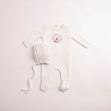 Load image into Gallery viewer, Bee &amp; Dee Girls Cradle Scene Footie And Bonnet - Chalk White