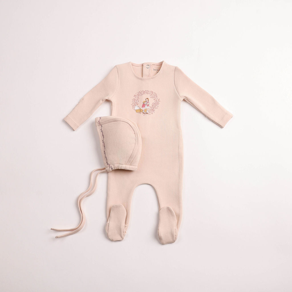 Bee & Dee Cradle Scene Footie And Bonnet - Champagne Pink
