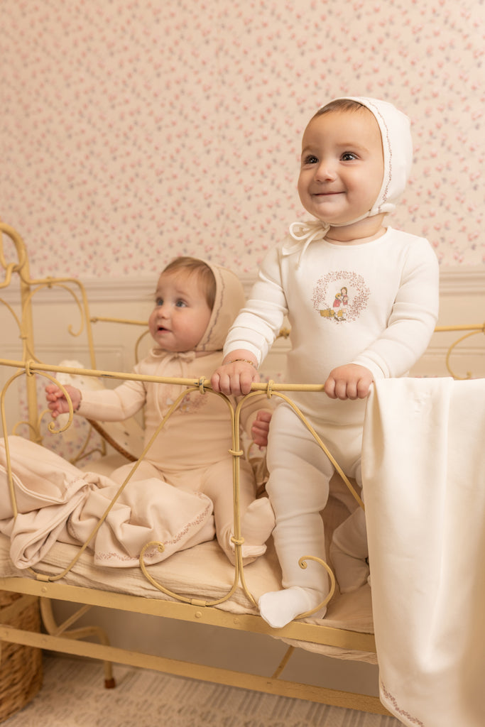 Bee & Dee Cradle Scene Layette Set - Champagne Pink