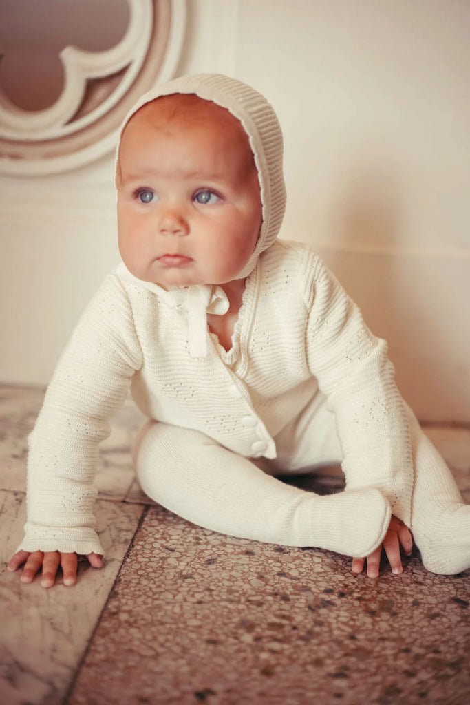 Coco blanc Scalloped Cardigan with Bonnet