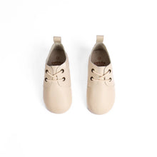 Load image into Gallery viewer, Camille Shoes Waverly Baby - Ivory