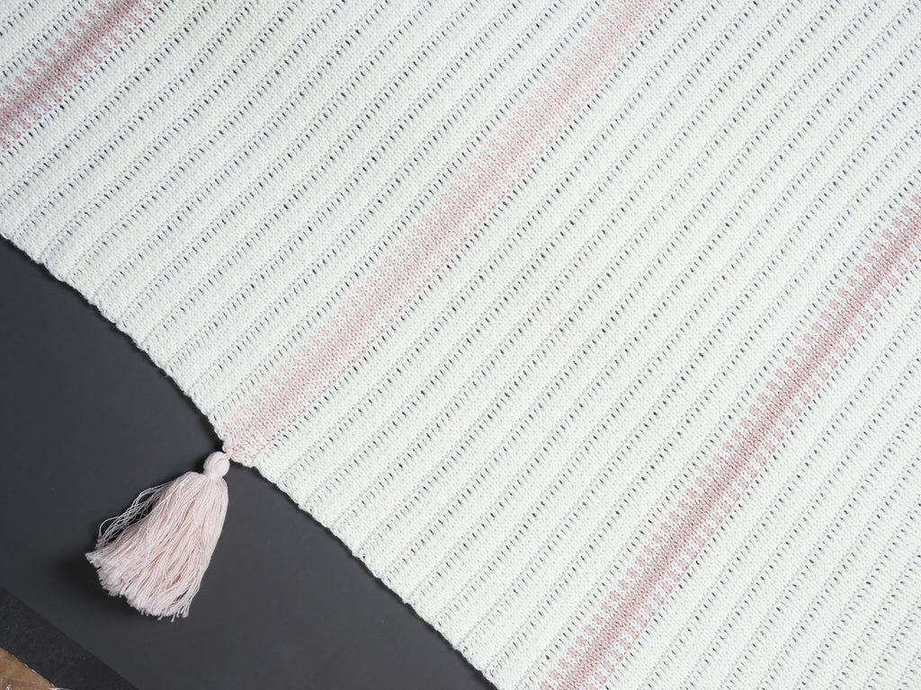 Inimini Tassel Blanket - Ivory/Pink