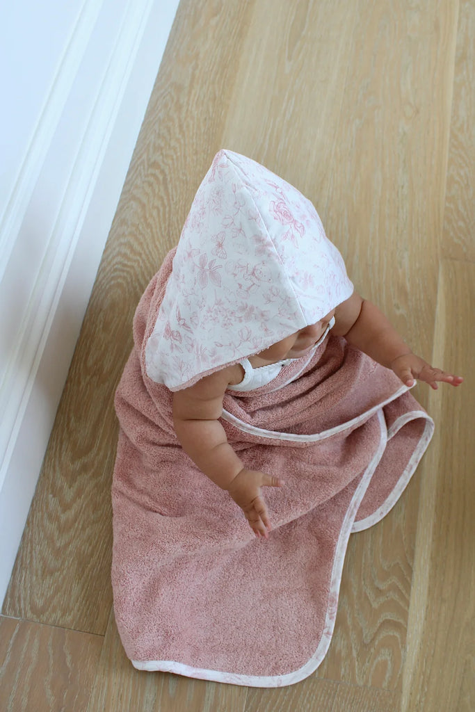 Little Threads Rose Toile Hooded Bath Towel