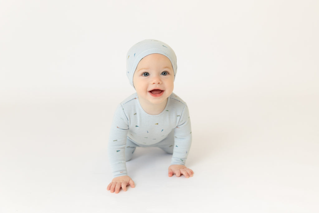 Bee & Dee Flag Print Footie And Beanie - Blue Fog