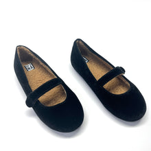 Load image into Gallery viewer, Ba &amp; Na Black Slippers - Mary Jane