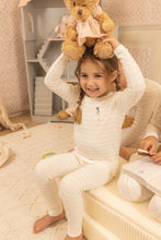 Load image into Gallery viewer, Bee &amp; Dee Girls Goose On Script Loungewear - Linen