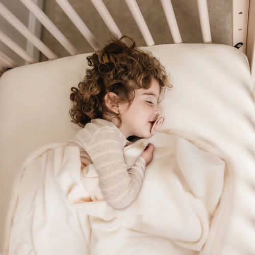 Swaddle Bee Crib Sheet - Ivory