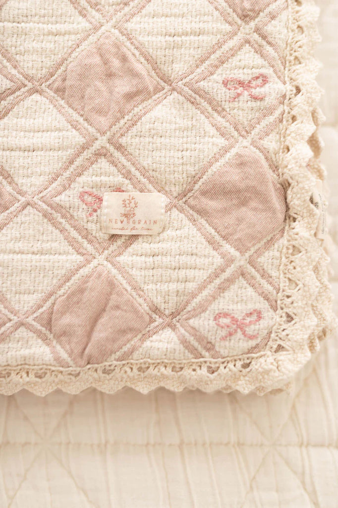 New Grain Patchwork Blanket - Bows