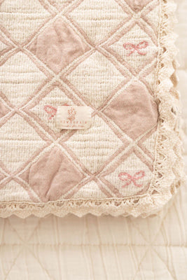 New Grain Patchwork Blanket - Bows