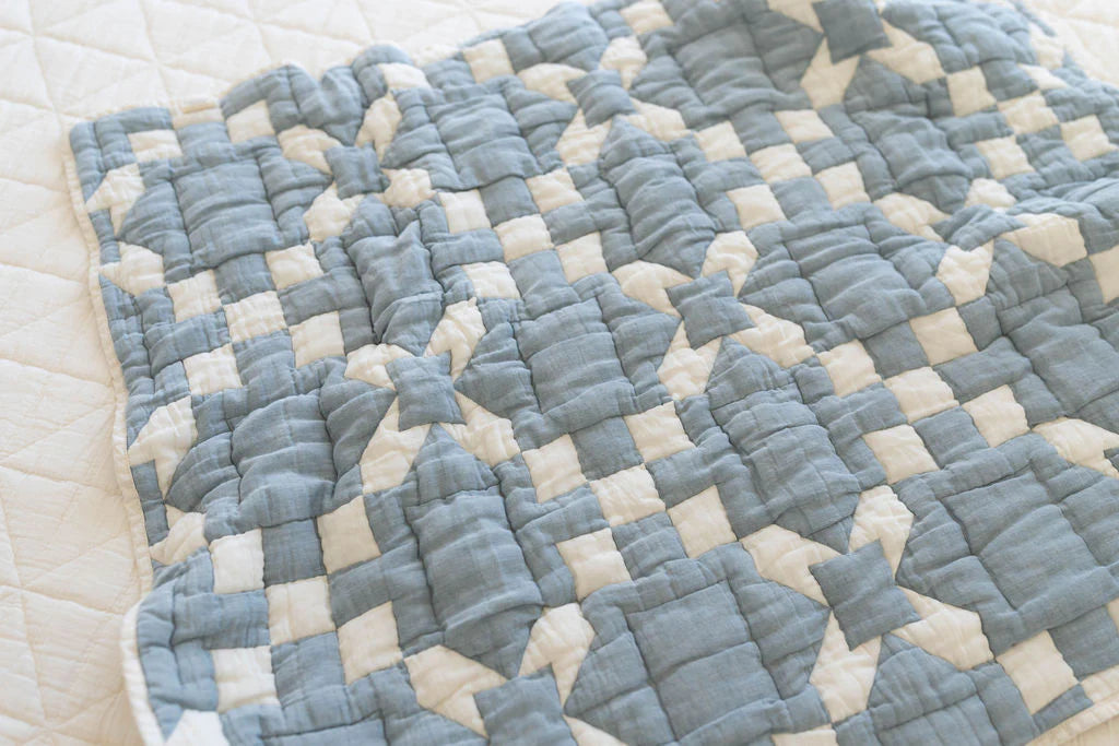 New Grain Cottage Quilt - Bluebell
