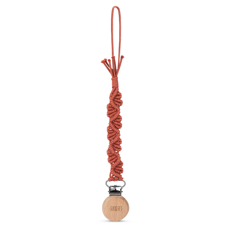 Adora Ivy Macrame Pacifier Clip - Rosewood