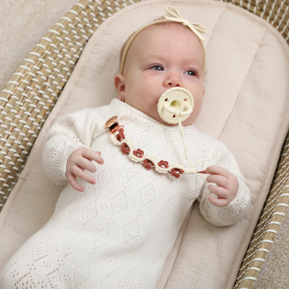 Adora Lily Macrame Pacifier Clip - Rosewood