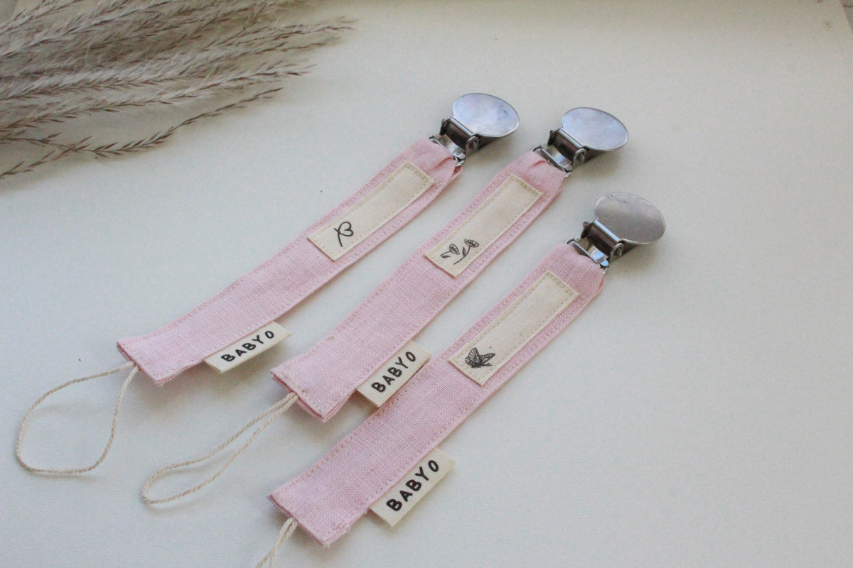 Babyo Linen Pacifier Clip Heart Label - Light Pink – Moonlight Layette