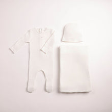 Load image into Gallery viewer, Bee &amp; Dee Boys Little Wings Pointelle Layette Set - Chalk White