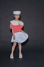 Load image into Gallery viewer, Little Creative Factory Coral Odissey Crop Sweatshirt